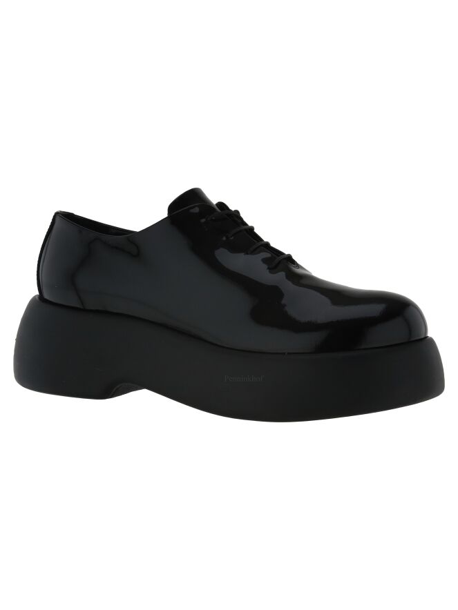 Halbschuhe von high quality AGL in schwarz